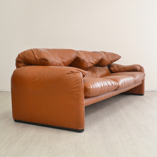 1491-2-maralunga-leather-sofa-magistretti-cassina